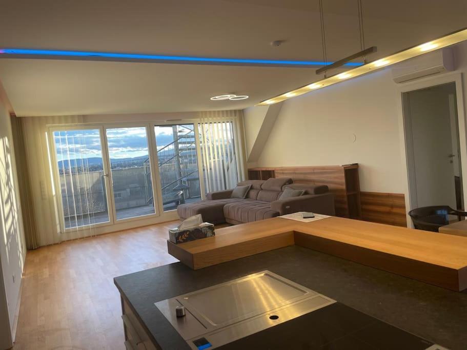Rooftop Terrace- Panoramablick Ueber Wien Apartment Exterior foto